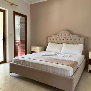 Evelina Ernild Rooms