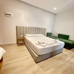 Camera standard con letto king size