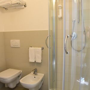 Camera standard con letto king size