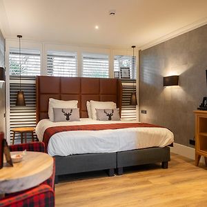 Kamer met een King Size Bed