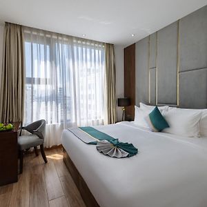Deluxe Zimmer mit Kingsize-Bett