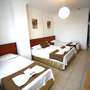 Standart Dört Kişilik Oda