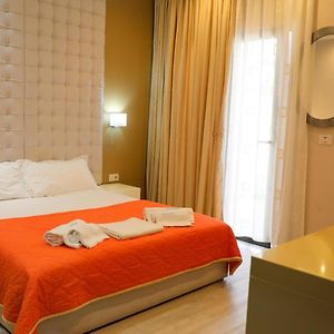 Camera con letto king size