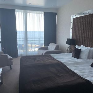 Deluxe Zimmer mit Kingsize-Bett