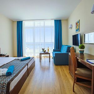 Standard Zimmer mit zwei Einzelbetten