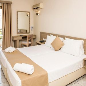 Standard Zimmer mit Kingsize-Bett