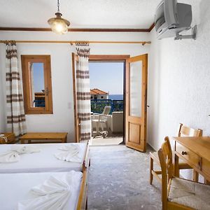Zimmer mit zwei Einzelbetten