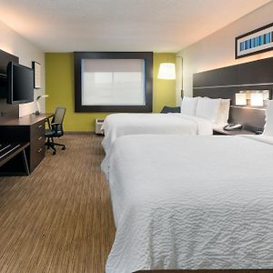 Habitación Estándar con Cama Queen