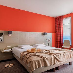 Superior Zimmer mit Kingsize-Bett