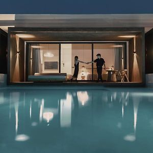 Σουίτα "Pool"