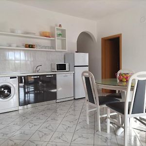 Apartments Podbarje