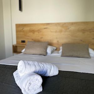 Pokój z łóżkiem king-size