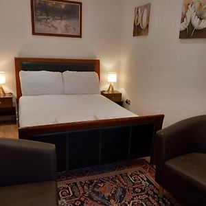 Kamer met een King Size Bed
