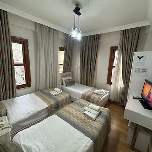 Standart Üç Kişilik Oda