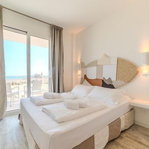 Camera con letto king size