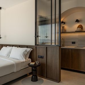 Thelesi Apartments