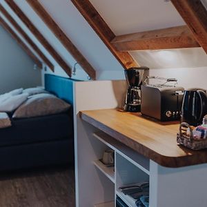 Standard Zimmer mit Kingsize-Bett