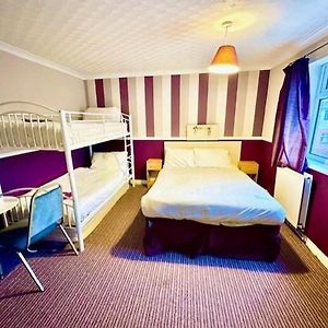 Familien-Zimmer