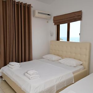 Dreibettzimmer