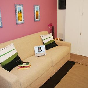 Studio con letto king size