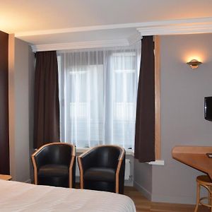 Standard Zimmer mit zwei Einzelbetten