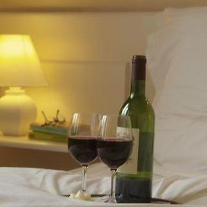 Zimmer mit Kingsize-Bett