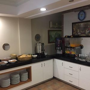 Anfora Hotel