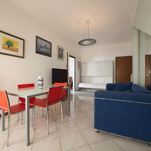 Appartamento grande con 1 camera da letto