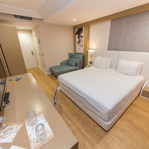Camera con letto king size