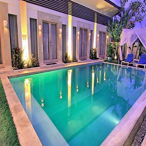 La Cabana Hotel And Villas