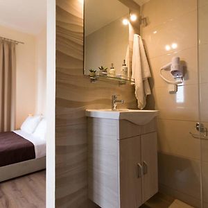 Deluxe Zimmer mit Kingsize-Bett