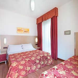 Familien-Zimmer