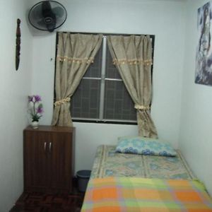 Budget Zimmer mit Kingsize-Bett