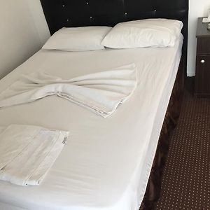 Uitgebreide Kamer met een King Size Bed