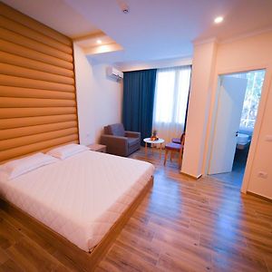 Dreibettzimmer