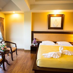 Deluxe Zimmer mit Kingsize-Bett