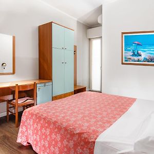 Camera con letto king size