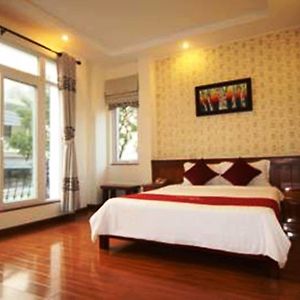 Omega Da Nang Beach Hotel
