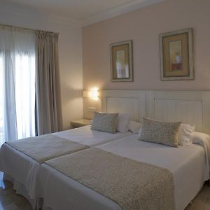 Superior Zimmer mit Kingsize-Bett