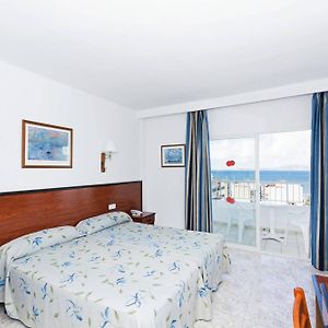 Zimmer mit zwei Einzelbetten