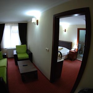 Tek Yatak Odalı King Süit