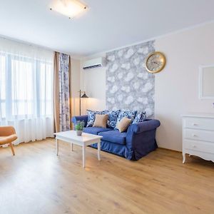 Appartement à 3 Chambres à Coucher