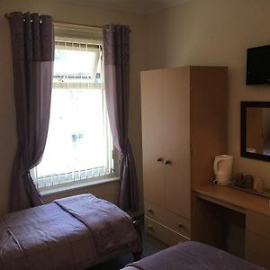 Dreibettzimmer
