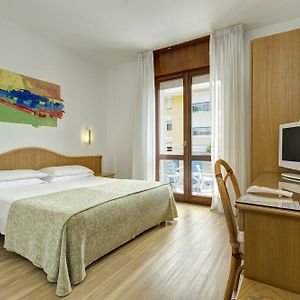 Camera con letto king size