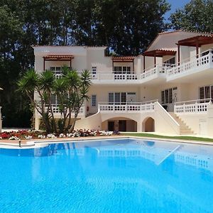 Perla Beach