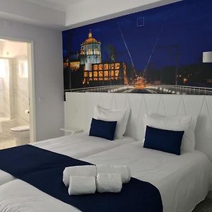 Habitación Estándar con 2 Camas Individuales