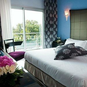 Chambre Club Lit King-Size
