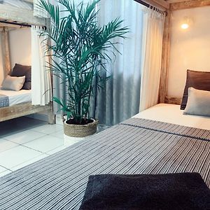 Dormitory Room Mixed