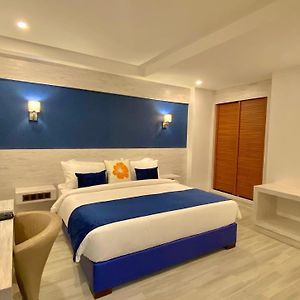 Camera standard con letto king size