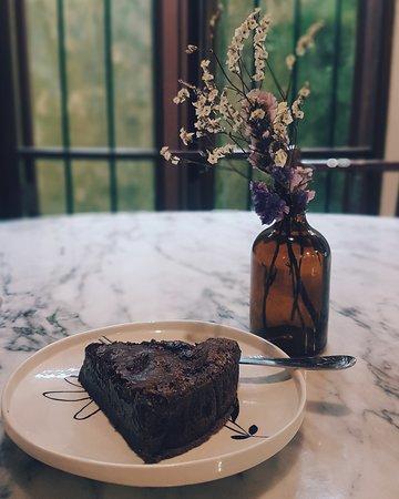 Mustard Phuket Cafe & Baking Studio